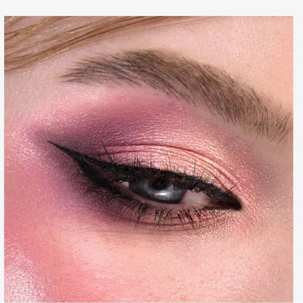 Natasha Denona Mini Rose Eyeshadow Palette